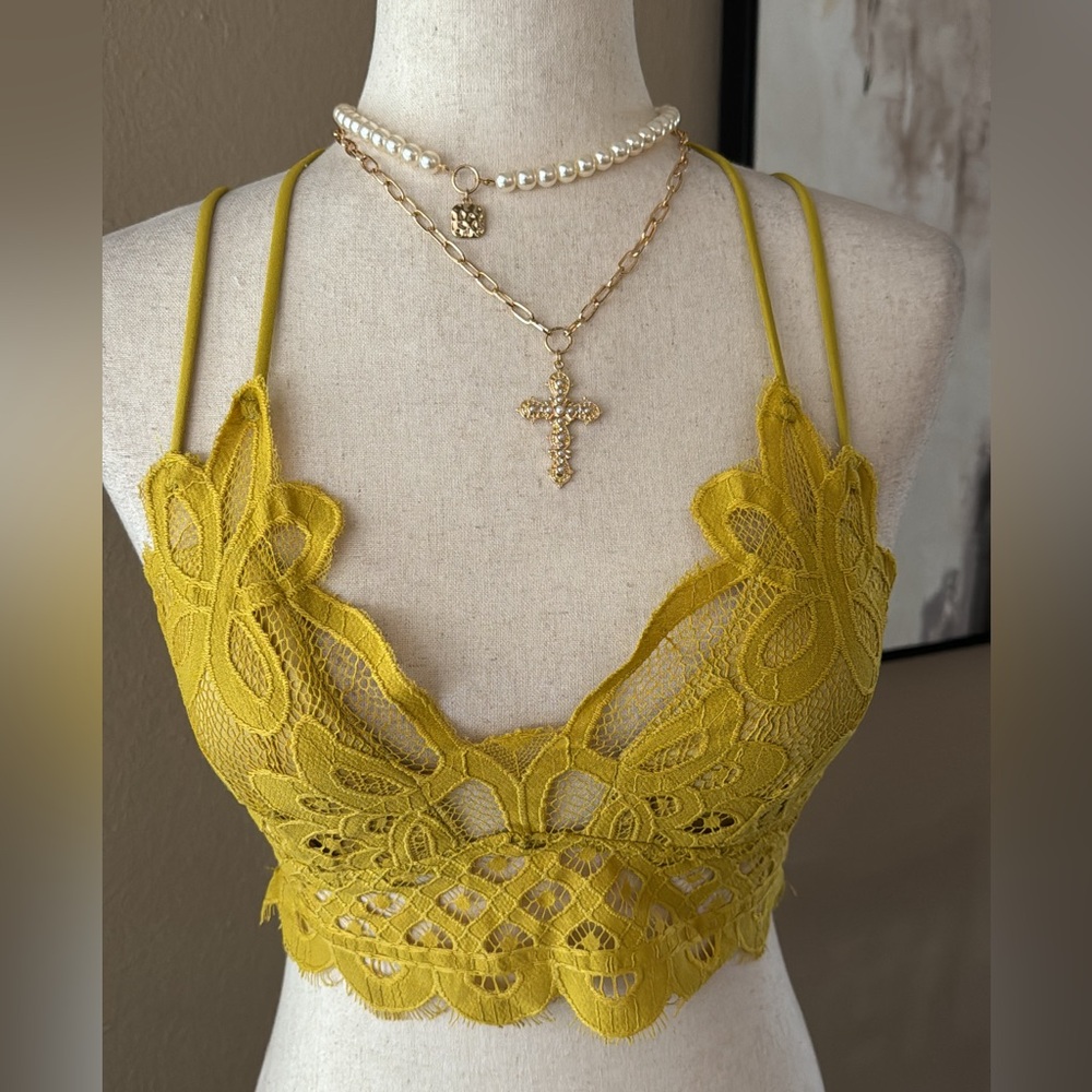 Lace embroidered bralette crop top
